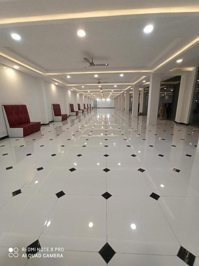 Gods County. Resort & Banquets 塔拉皮斯 外观 照片